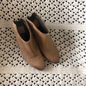 Dolce Vita leather Haken block heel mule bootie